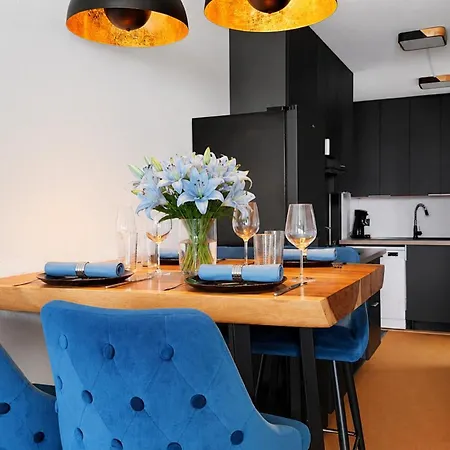 Les Carroz T2 Cosy 2 Balcons Centre Apartment *